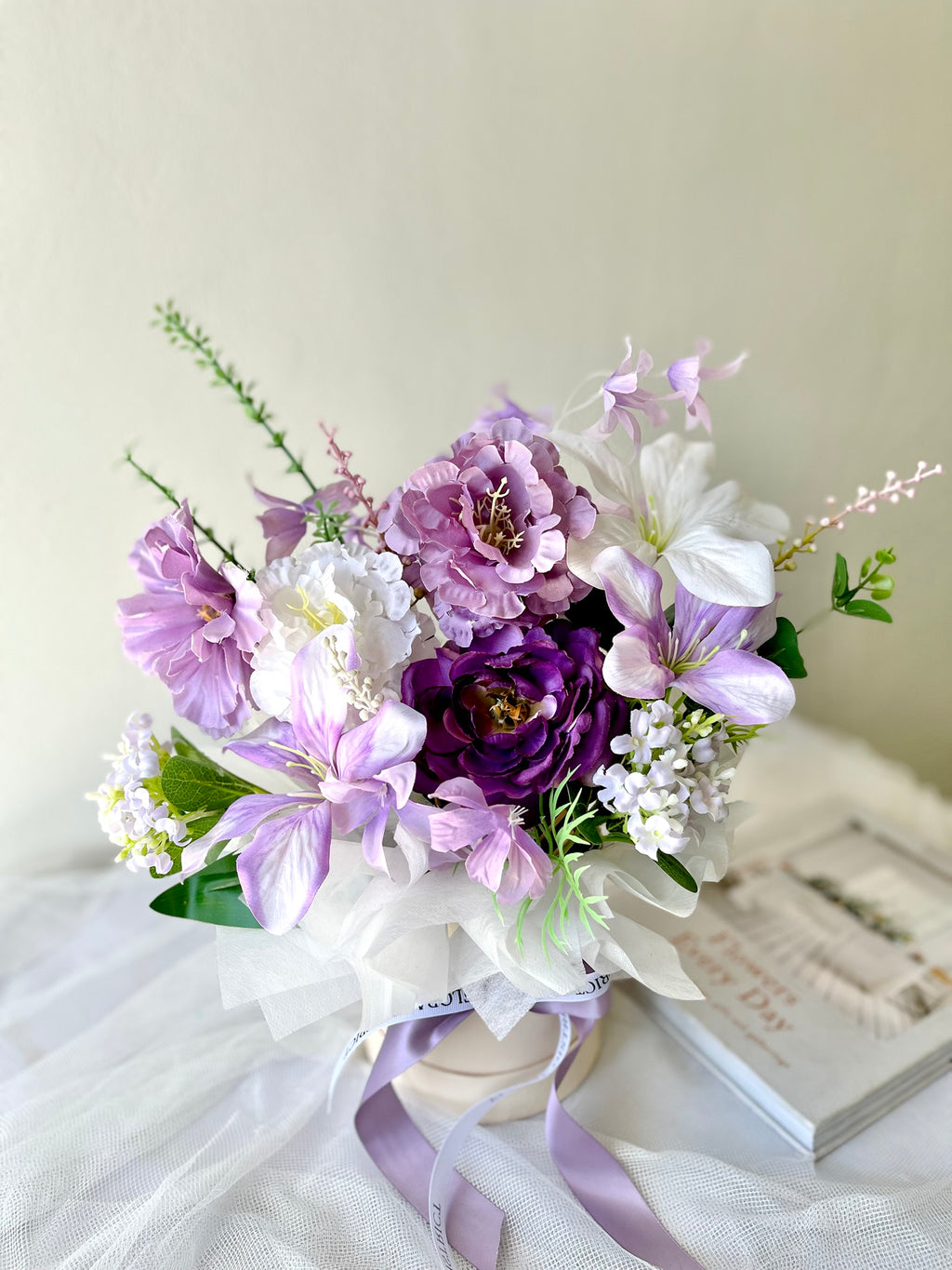 Bloom Classic Bloombox (Artificial Flower)