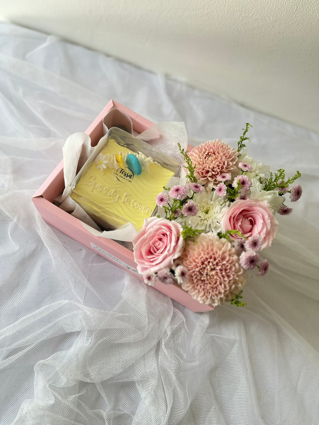 Flower & Sweet Bites – Ready Option