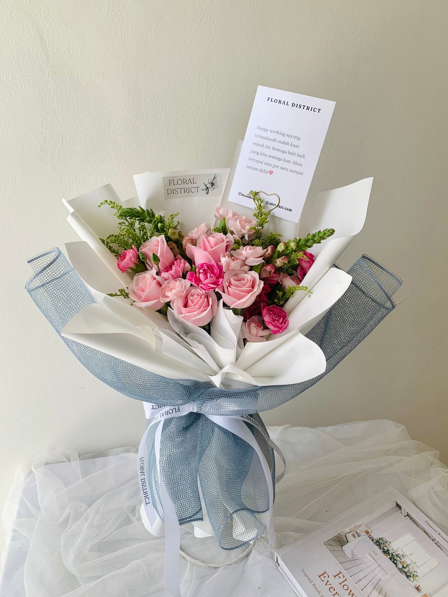 Snap Rose Nation Bouquet